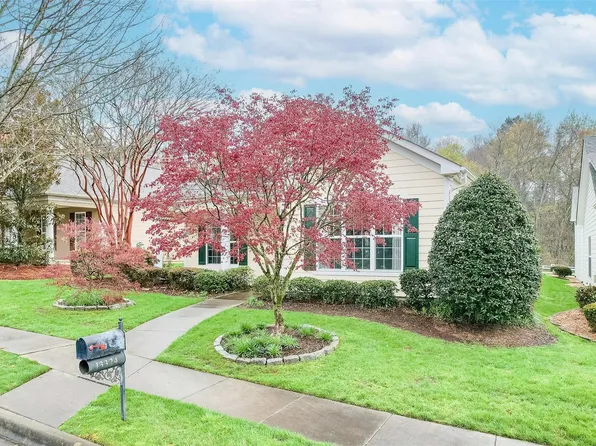 13324 Old Compton Ct, Pineville, NC 28134