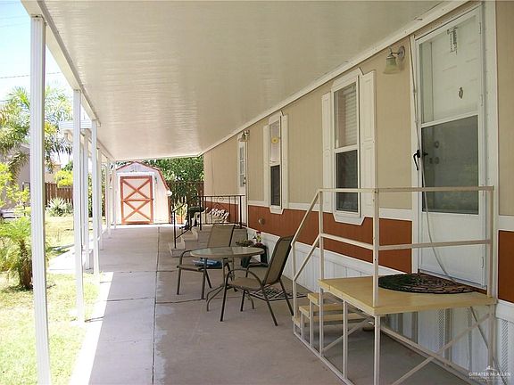 3rd image of 715 W Tropical Cir