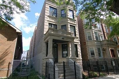 1st image of 2646 W Potomac Ave #10501519
