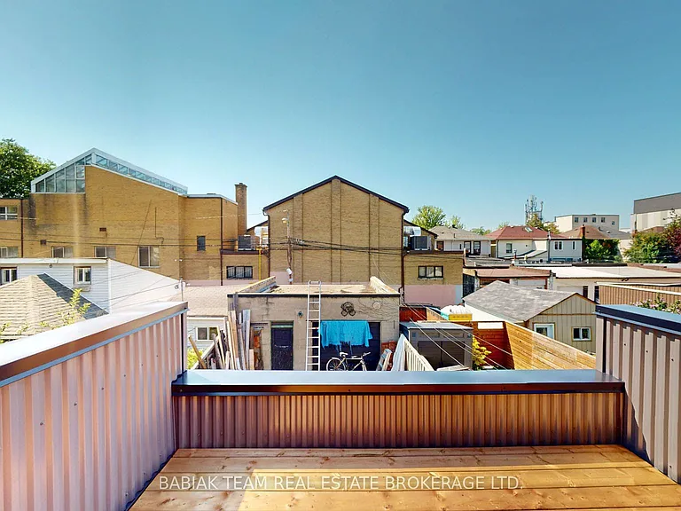 149 Maria St #UPPER — Photo 28