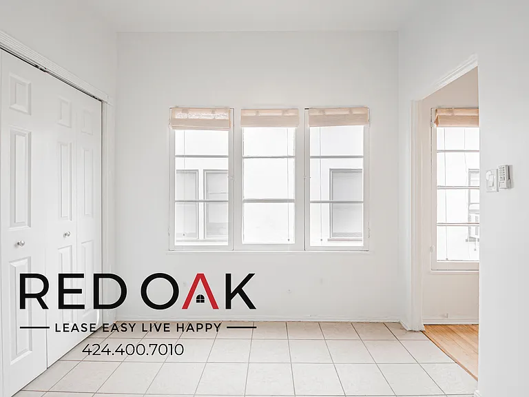 366 N Gardner St #366 — Photo 7