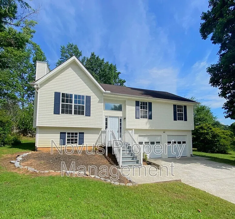 51 Connie Dr