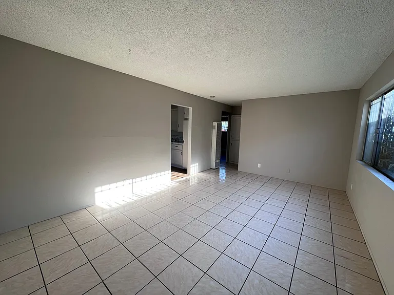 6038 Gallant St — Photo 1