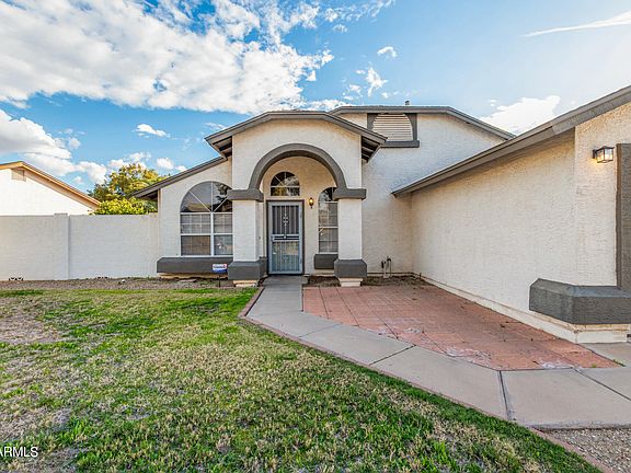 5th image of 8949 W STELLA Avenue