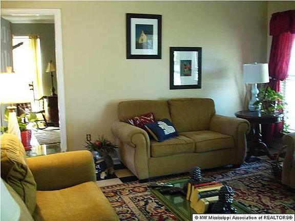 3rd image of 10181 Palmer Dr