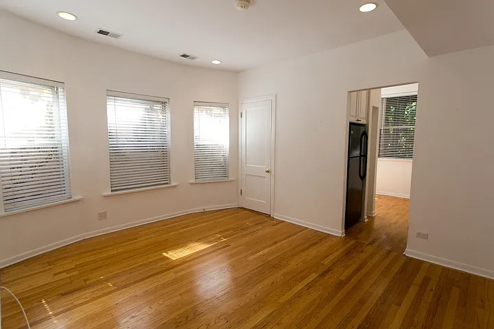 5532 S. Kimbark Avenue — Photo 8