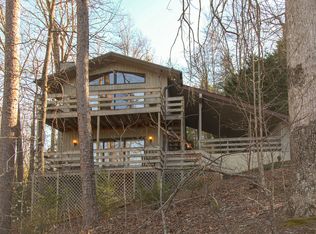 200 Glenwalden Ln, Tryon, NC 28782