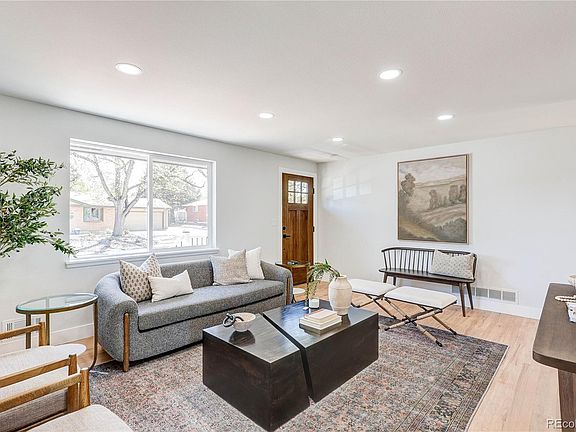 3rd image of 6579 S Lincoln Street