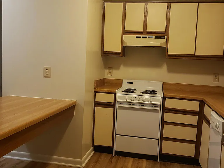 708 W Hargett St #A — Photo 4