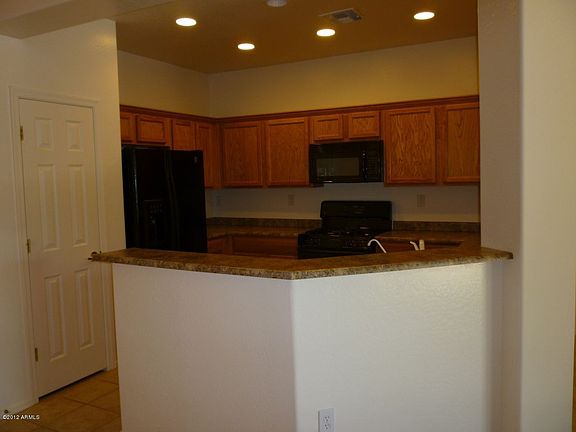 4th image of 39617 N White Tail Ln