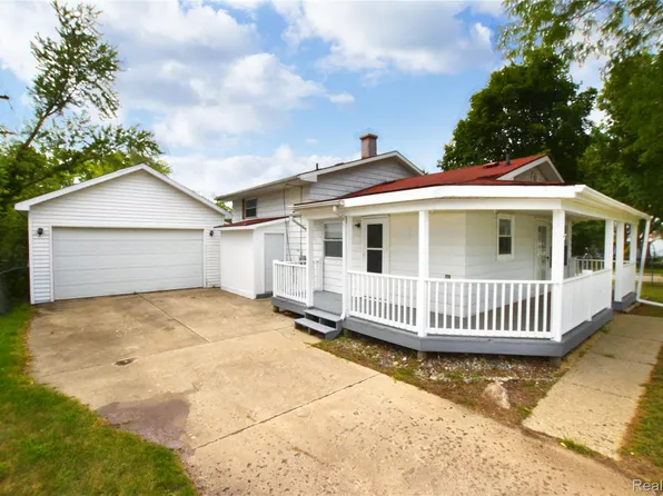 5825 Branch Rd, Flint, MI 48506