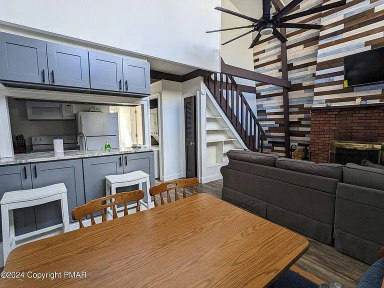 1186 Country Place Dr — Photo 11