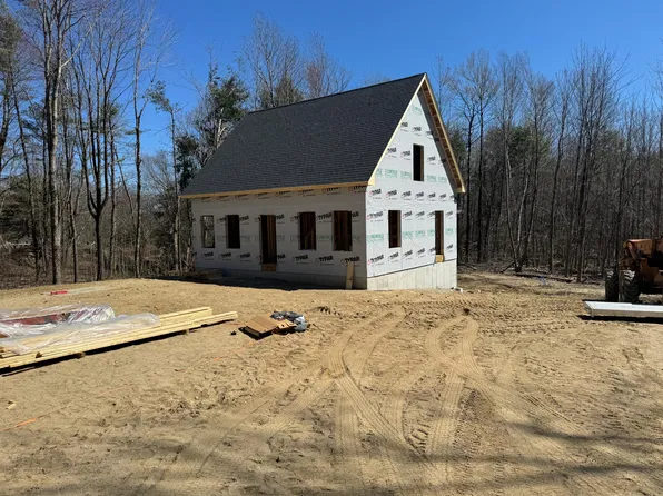 264 Sunset Road, Sanford, ME 04073
