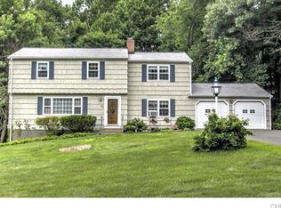 42 Harvester Rd, Monroe, CT 06468
