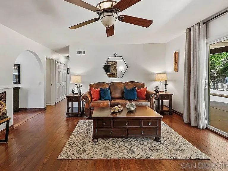 15404 Nawa Ct — Photo 8