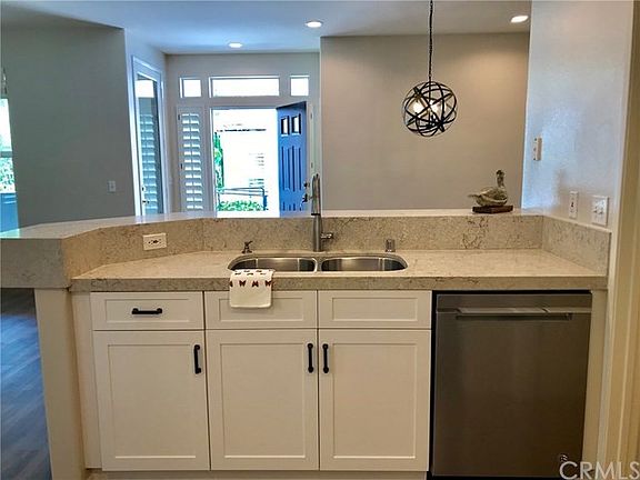 5th image of 9 La Mirage Cir