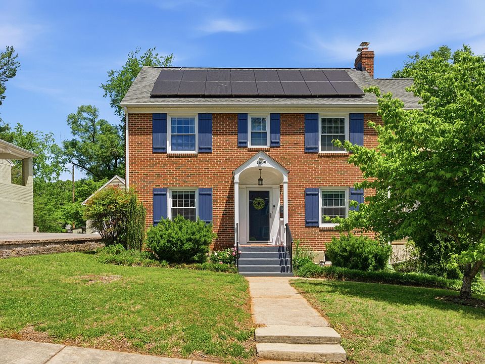 1st image of 1609 Center Hill Dr SW