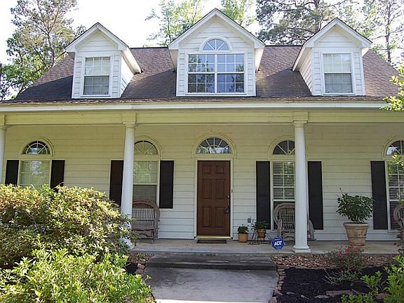 2nd image of 10242 Clubhouse Cir
