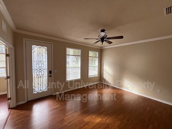 2nd image of 11540 NW 17th Pl