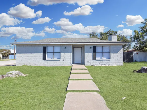 118 W Hogan Dr, Copperas Cove, TX 76522