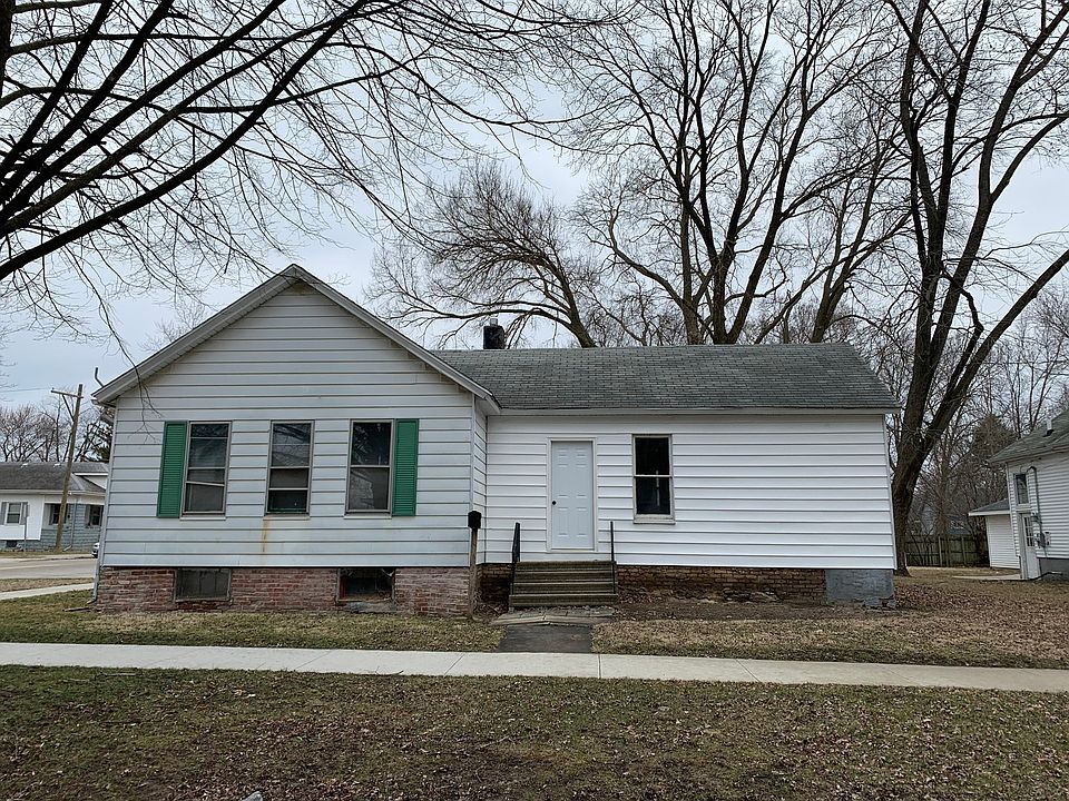 1st image of 801 N Mill St