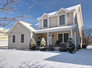 272 Main St, Cromwell, CT 06416