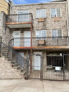 1987 Cruger Avenue, Bronx, NY, 10462