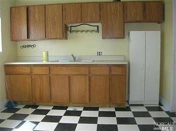 4th image of 333 Deodara St