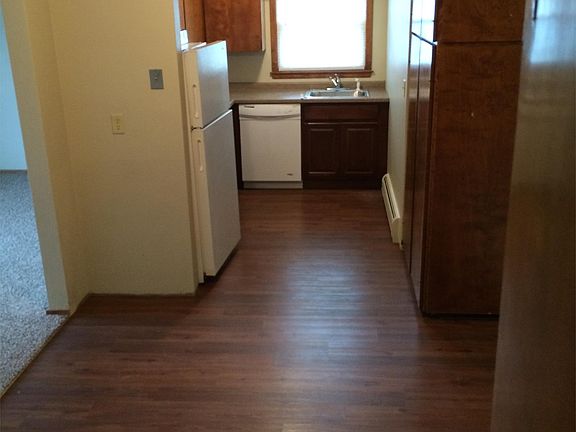 5th image of 1109 13th Ave N APT 5