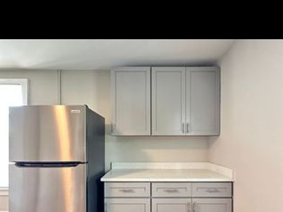 5th image of 113 E Atlantic St #1