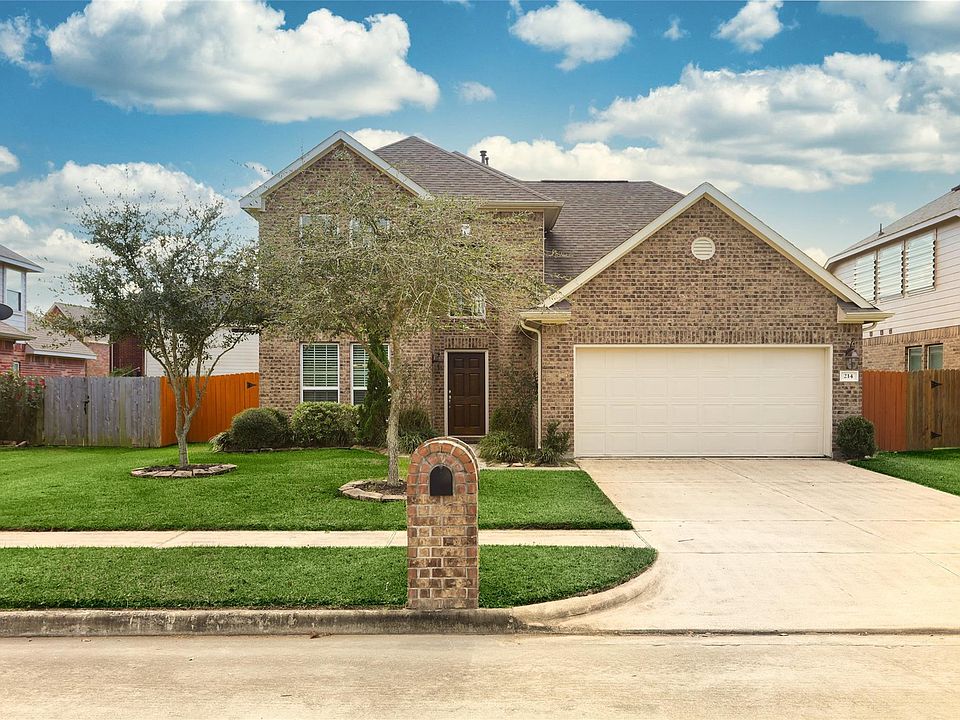 1st image of 214 Myrtle Dr