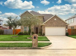 214 Myrtle Dr, Baytown, TX 77520