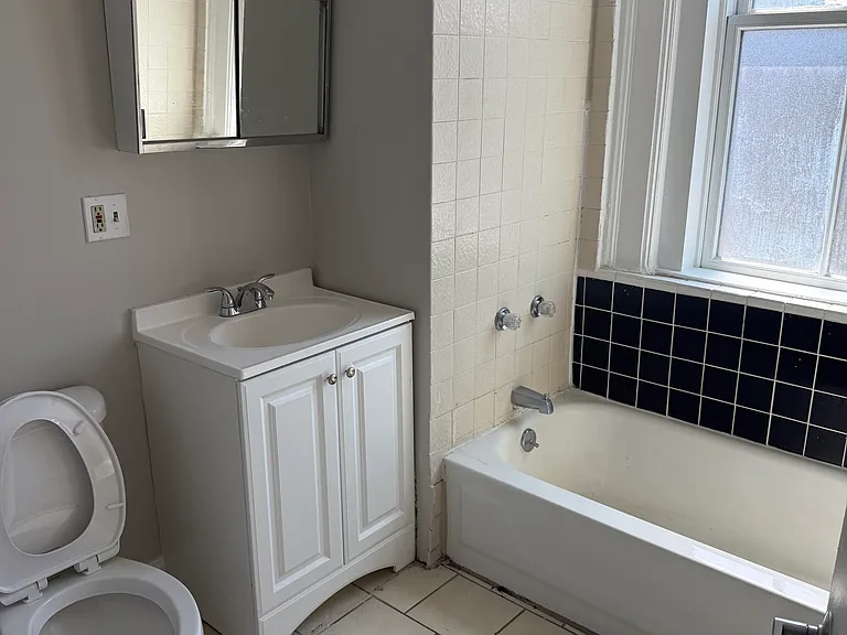 131 Southside Pkwy #3 — Photo 9