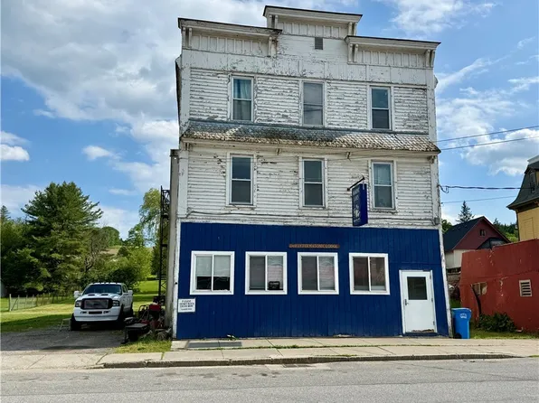 1696 Albany St, De Ruyter, NY 13052