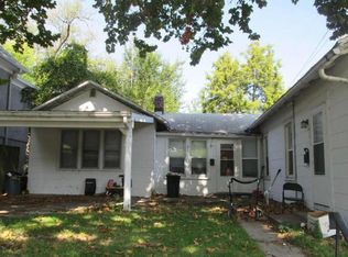 412 Division St #1/2, Burlington, IA 52601