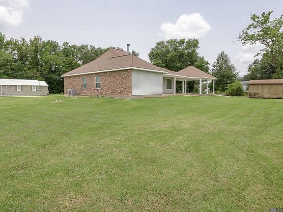3rd image of 11486 Tannis Rd