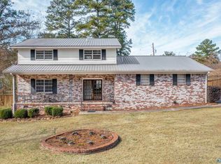 402 Willowbrook Ave, Glencoe, AL 35905