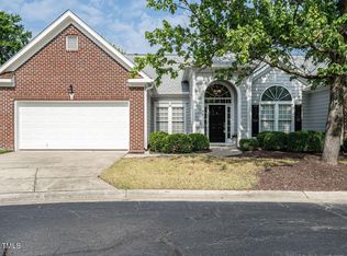 106 Beeley Ct, Cary, NC 27519