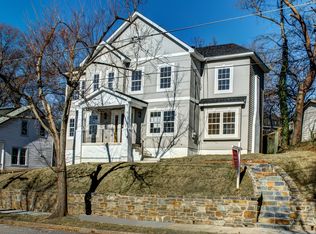 2718 Hamlin St NE, Washington, DC 20018