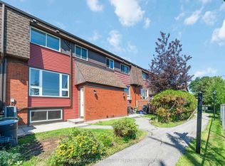 5 Banner Rd, Ottawa, ON K2H8T3