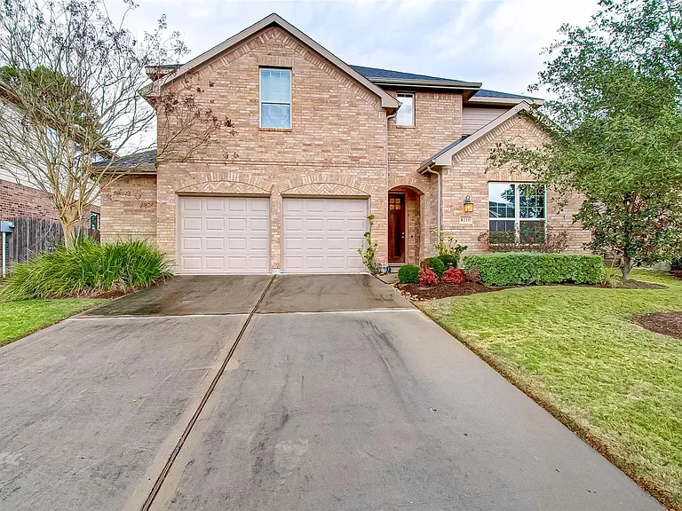 8219 Peppervine Ct — Photo 47