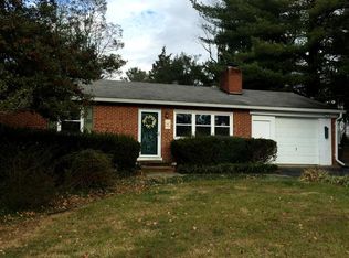 10104 Vale Rd, Vienna, VA 22181