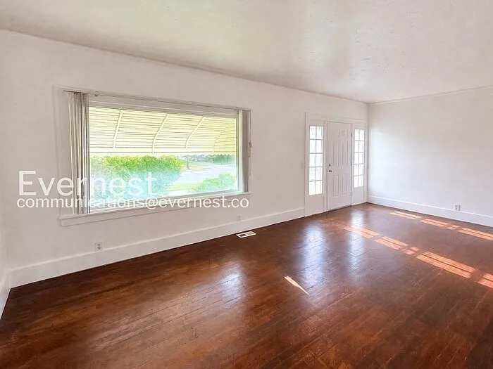 11634 Ashton Ave — Photo 8