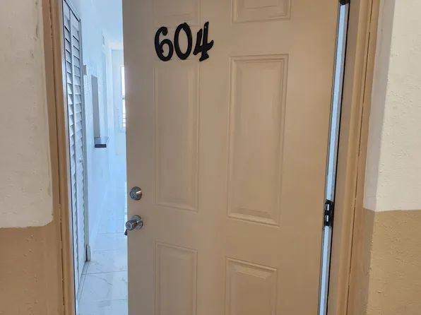 5995 Biscayne Blvd #604, Miami, FL 33137