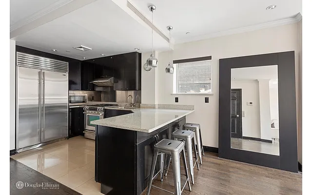 Rented by Douglas Elliman | media 28