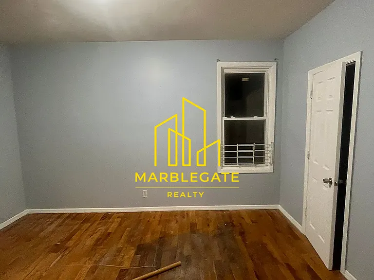 292-294 Kerrigan Blvd #11L — Photo 3