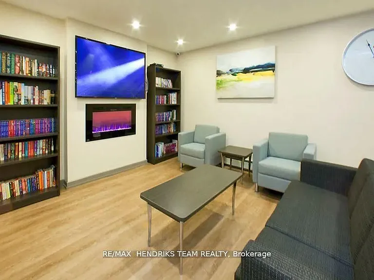 158 Fitch St #318 — Photo 18