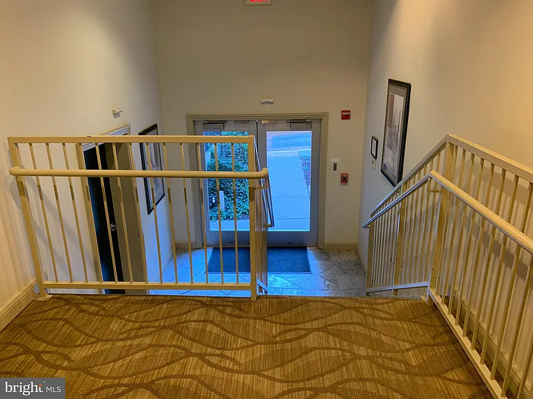 2791 Centerboro Dr #385 — Photo 33