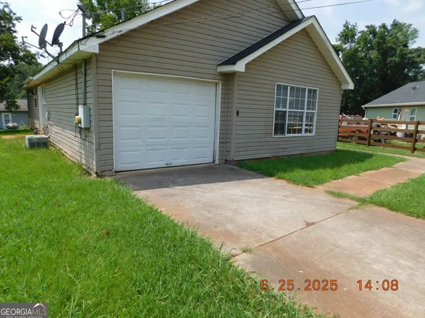 132 Park Pl, Barnesville, GA 30204