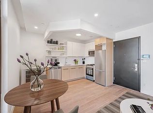 31-18 31st St #7B, Astoria, NY 11106
